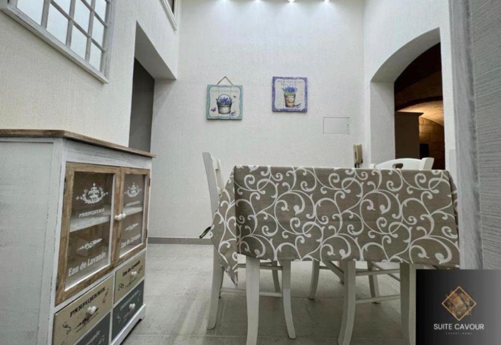 Suite Cavour Luxury Home Taranto Exterior foto
